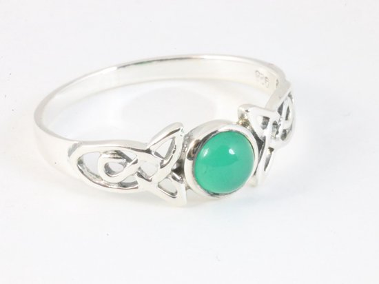 Fijne opengewerkte zilveren ring met groene agaat - maat 16