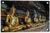 Tuinposter – Rijen Gouden Boeddha's in Wat Tham Khuha Sawan Tempel in Thailand - 60x40 cm Foto op Tuinposter (wanddecoratie voor buiten en binnen)