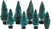 Rayher hobby kerstdorp boompjes/kerstboompjes - 16x st - 5-7 cm -miniatuur