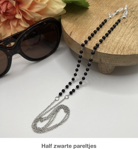 Zonnebril kettinkje / brillenkoord | Vooraan zwarte kraaltjes en achter een zwartkleuring kettinkje | unisex | cadeau | mode accessoires