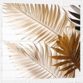 Muursticker - Tropische Bladeren in Goudtinten tegen Witte Achtergrond - 80x80 cm Foto op Muursticker