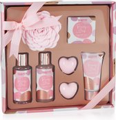 BRUBAKER Cosmetics Bad- en Doucheset Beauty Sleep Sugared Rose - Rozengeur - 7-Delige Geschenkset - Cadeautip Vrouw - Cadeau Idee - Roze Roségoud - Moederdag cadeautje