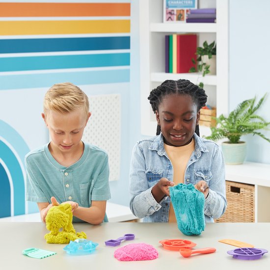 Kinetic Sand - Ultimate Sandisfying-set met 907 g roze geel en blauwgroen speelzand - met 10 vormen en gereedschappen - Sensorisch speelgoed - Kinetic Sand
