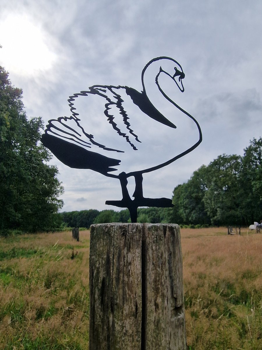 Metalen Boom Prikker - Boom Steker - Zwaan - Swan - Metalen Vogel - Tuin Vogel - Tuin Hanger - Tuindecoratie - Metal Bird - Garden Ornament