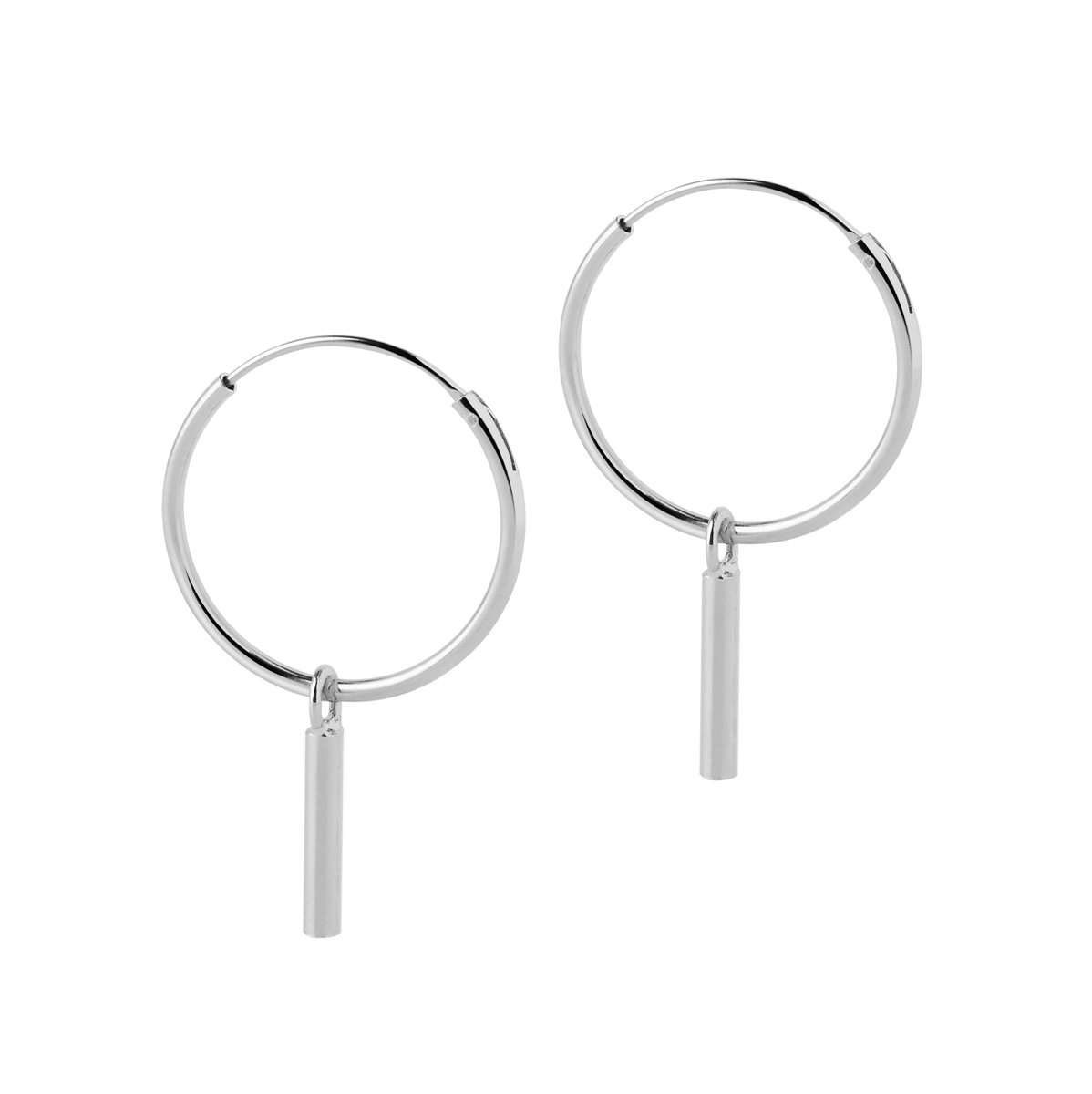 Zilveren Hoops Met Lang Staafje 18 MM