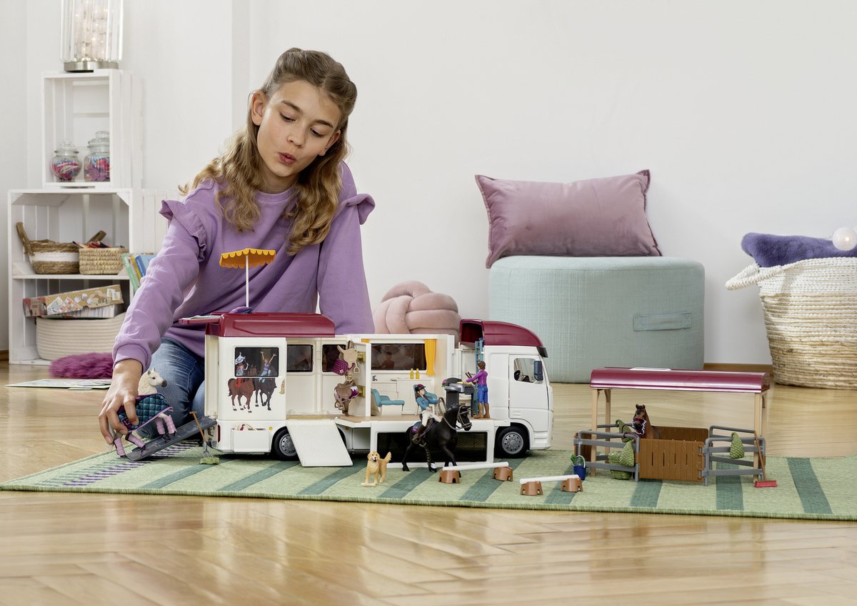schleich HORSE CLUB - Paardenvrachtwagen - Paarden Speelgoed - 227 onderdelen - 42619 — afbeelding 19