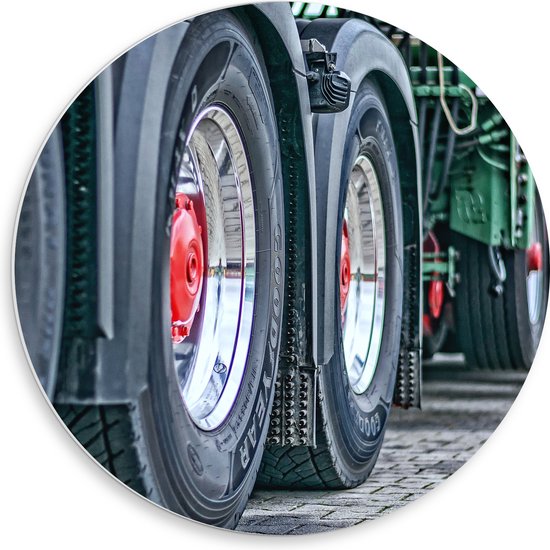 PVC Schuimplaat Muurcirkel - Mega Wielen van Grote Vrachtwagens - 50x50 cm Foto op Muurcirkel (met ophangsysteem)