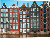 PVC Schuimplaat - Traditionele Grachtenpanden van Amsterdam in Verschillende Kleuren - 100x75 cm Foto op PVC Schuimplaat (Met Ophangsysteem)