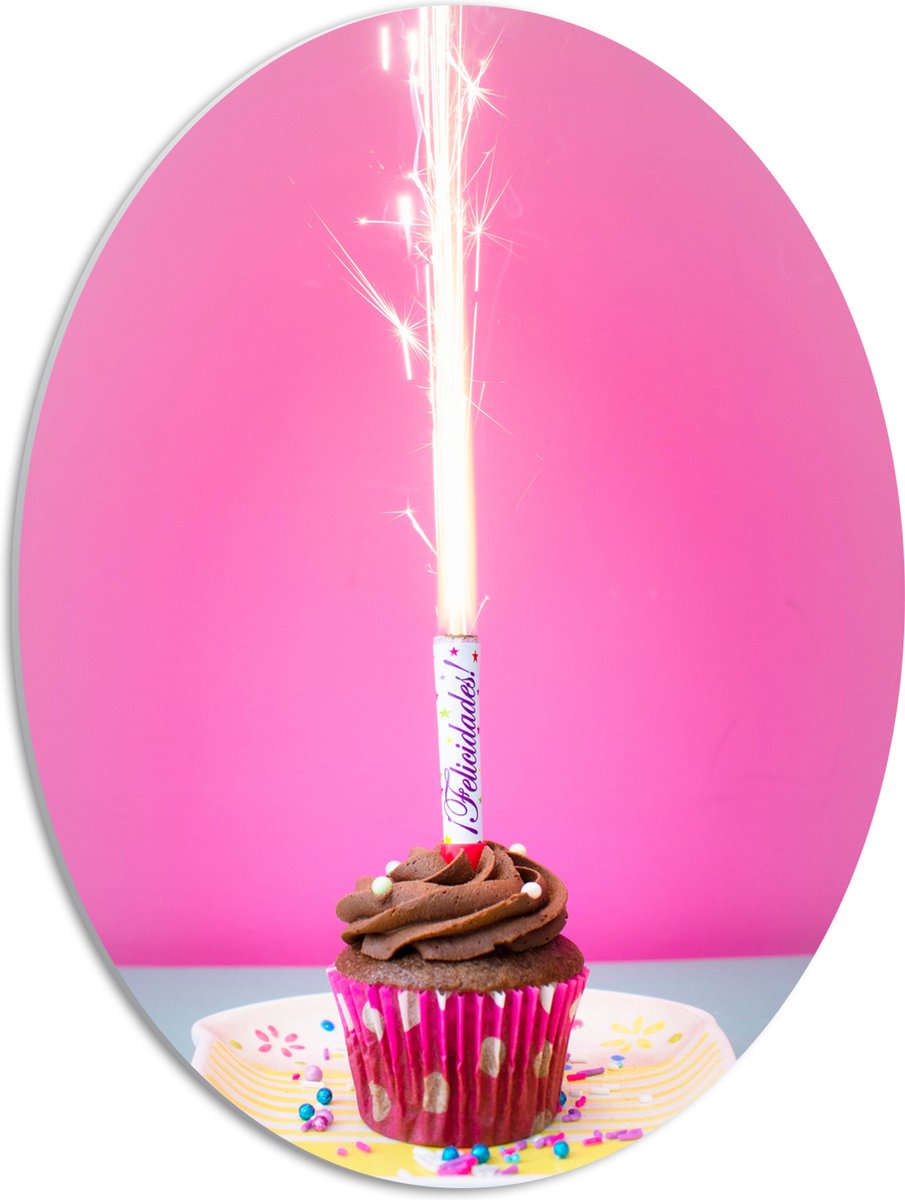 PVC Schuimplaat Ovaal - Verjaardagscupcake met Chocolade Topping en Fontein - 42x56 cm Fot
