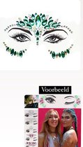 Gezichtsjuwelen groen– gezichtsteentjes - gezicht glitters - body glitter – carnaval- plak diamantjes- diamantjes voor gezicht - bohemian feest - bohemian – festival – gezichtsdecoratie – feest – decoratie - glitter body - glitters gezicht
