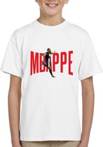Mbappe - kylian - PSG - Kinder T-Shirt Wit -Rode tekst - Maat 122/128 - T-Shirt leeftijd 7 tot 8 jaar - Grappige teksten - Cadeau - Shirt cadeau - Voetbal- verjaardag