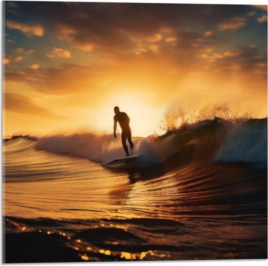 Acrylglas - Surfer in Actie tijdens Zonsondergang - 50x50 cm Foto op Acrylglas (Met Ophangsysteem)