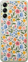 Hoesje geschikt voor Samsung Galaxy A14 5G - Romantische bloemen - Soft Case - TPU - Bloemen - Multi - Mooie Telefoonhoesjes
