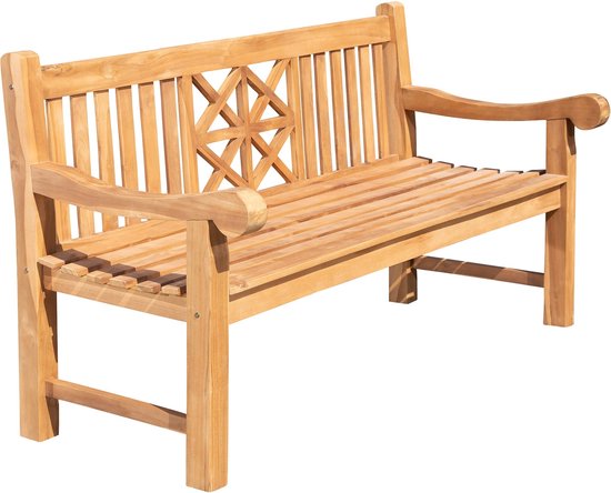 Houten tuinbank met decoratief ruitpatroon in de rugleuning, op een witte achtergrond.
