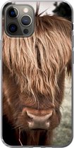 Coque iPhone 12 Pro - Scottish Highlander - Arbre - Herbe - Siliconen