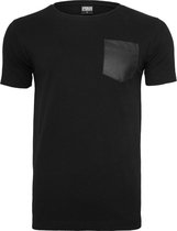 Urban Classics Heren Tshirt -S- Leather Imitation Pocket Zwart