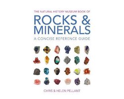 Omslag van The Natural History Museum Book of Rocks Minerals A concise reference guide