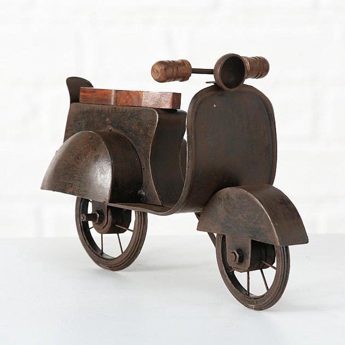 Decoratieve stoere scooter