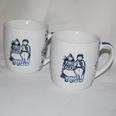 Oudhollandse aardewerk mok, set van 2 stuks, 9 x Ø 9 cm