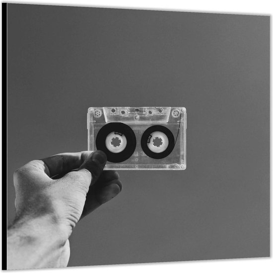 Dibond –Doorzichtige cassette tape (zwart;wit) – 50x50 Foto op Aluminium (Met ophang)