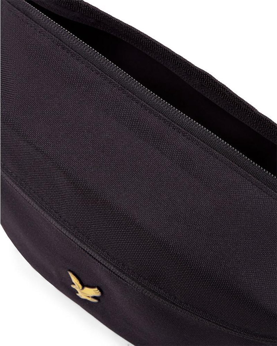 Lyle & Scott Lyle & Scott Cross Body Sling Bag True Black