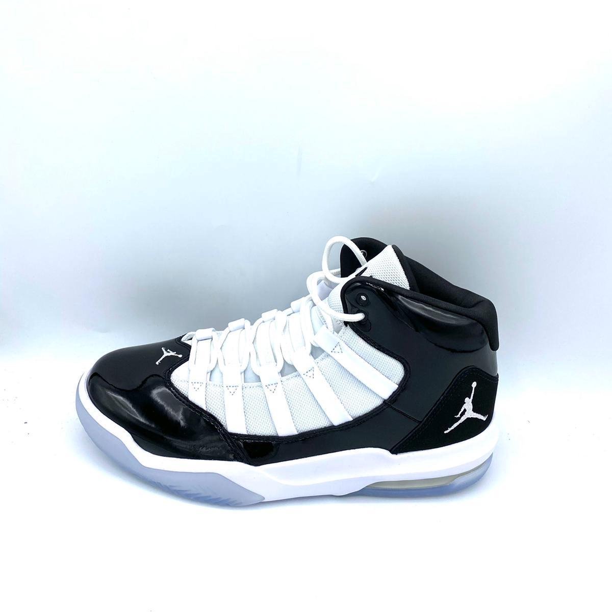 Air Jordan Max Aura - Heren Basketbalschoenen Sneakers schoenen Zwart-Wit  AQ9084-011 -... | bol