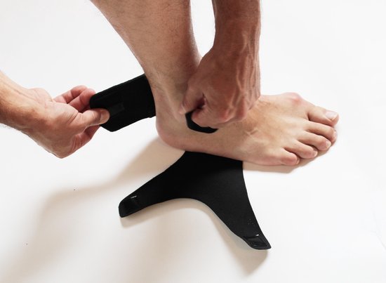 All4fysio Enkelbrace | Enkelbandage | Voet brace | Enkelsteun | Sport Enkel Brace | Makkelijk verstelbaar - Universeel in Zwart