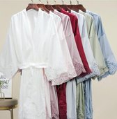 Luxe moederdag cadeautje - Kimono dames badjas satijn, wit extra zacht mat satijn met kant, ochtendjas maat XS t/m L