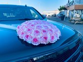 autodeco.nl - ABELLA  Bruiloft Trouwauto Versiering XXL - Autodecoratie Huwelijk - Bloemen op de Auto - Rozen met Tule - Bloemstuk op de Motorkap