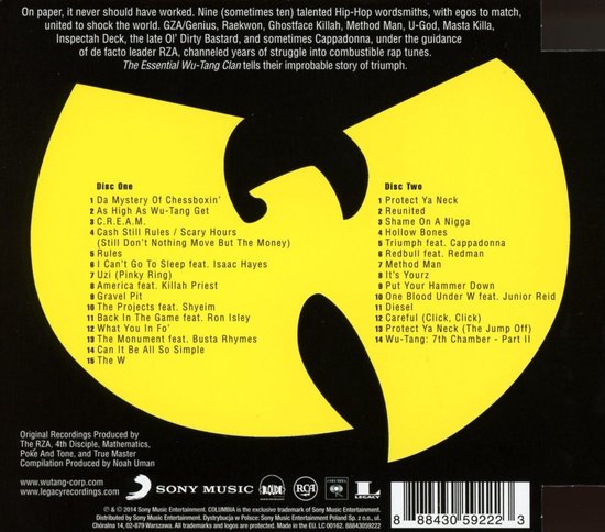 Achterkant van de "The Essential Wu-Tang Clan" albumhoes met tracklist en logo's.
