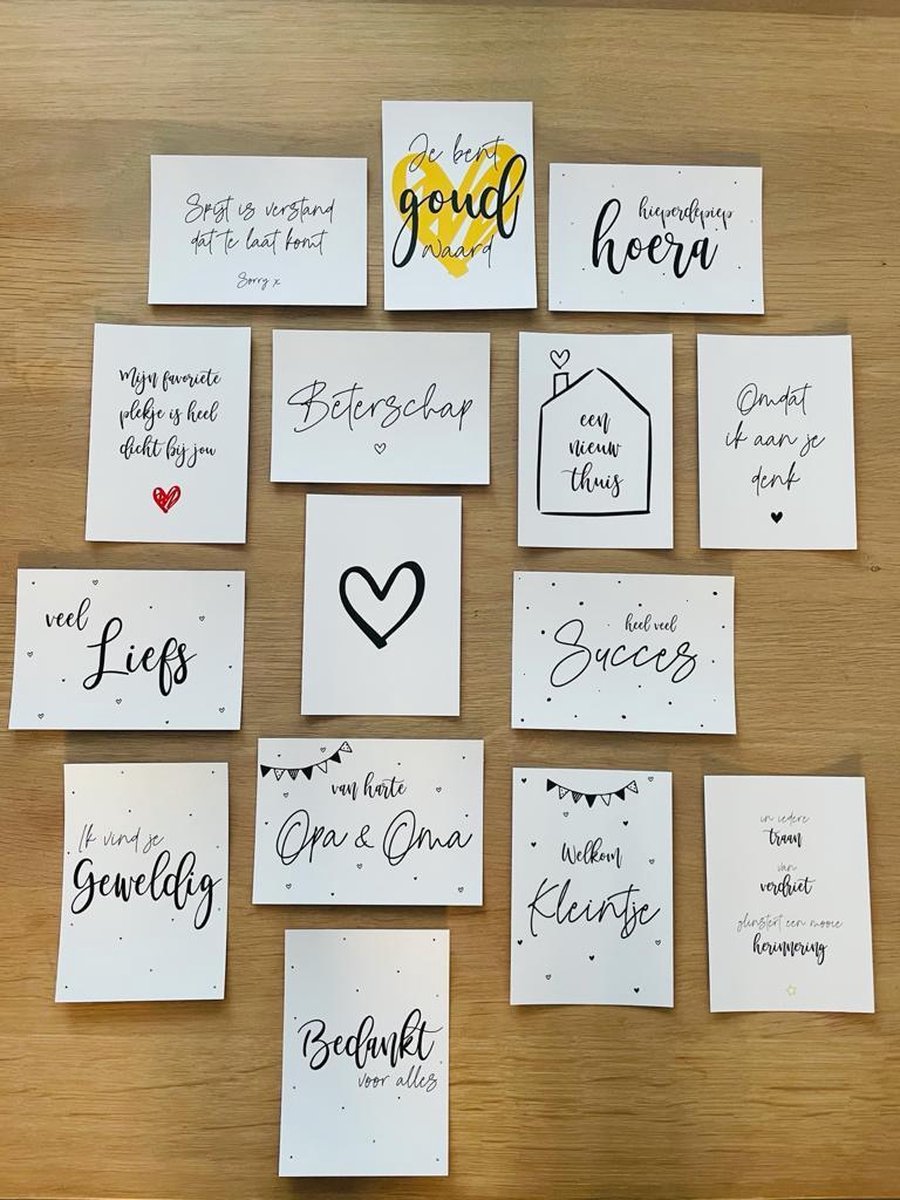 Set met 15 verschillende ansichtkaarten / postkaarten