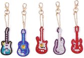 Diamond Painting Sleutelhangers Guitaren - 5 stuks - Hobbypakket - Volledig te beplakken - Ronde steentjes