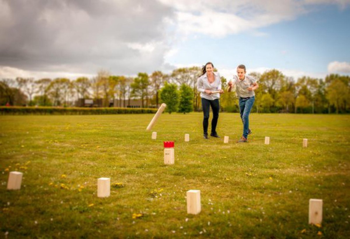 Bex Sport Original Kubb Rode Koning -Rubberhout inclusief houten opbergkrat — afbeelding 7