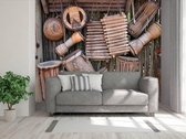 Professioneel Fotobehang Afrikaanse instrumenten - bruin - Sticky Decoration - fotobehang - decoratie - woonaccessoires - inclusief gratis hobbymesje - 520 cm breed x 350 cm hoog - in 7 versc