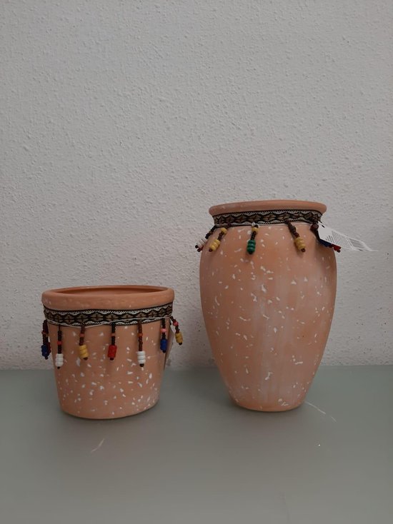 Twee potten van aardewerk | bol.com