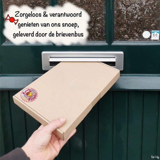Een bruine kartonnen doos wordt door een brievenbus geschoven. Tekst: Zorgeloos & verantwoord genieten van ons snoep, geleverd door de brievenbus.