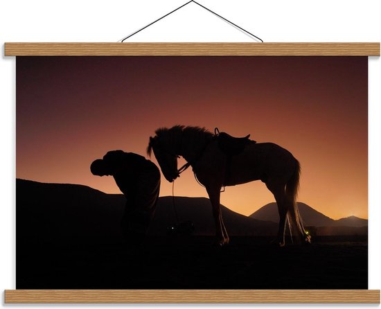 Schoolplaat – Paard en Mens Silhouette - 60x40cm Foto op Textielposter (Wanddecoratie op Schoolplaat)