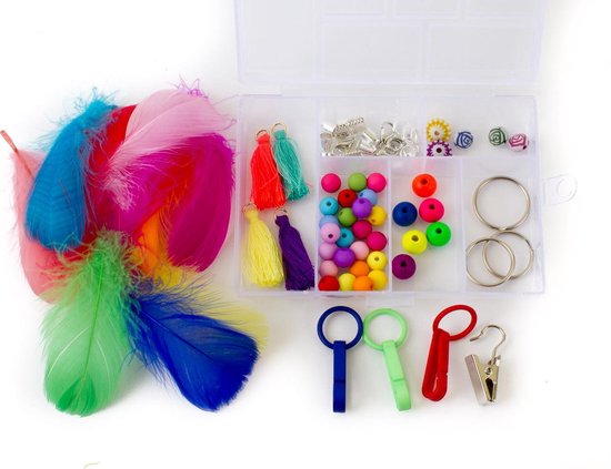 Creatief knutsel pakket paard spaarhuis satijnkoord neon kleuren luxe knutsel box foam clay papier-maché deurhanger hout origineel cadeau kumihimo armbandjes knopen veertje jongen meisje dieren sinterklaas kerst cadeau schoencadeau