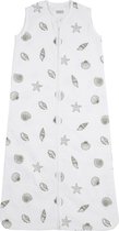 Meyco baby zomerslaapzak shells - forest green - 110 cm - slaapzak - babyslaapzak - slapen - bedtijd - zomer - shells - schelpen - schelpjes print - forest green - groen - oudgroen - green