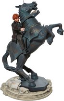 Harry Potter Ron on Chess Horse Masterpiece Statue 32 cm