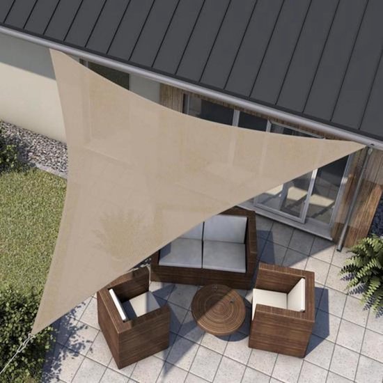 Sfeervol terras dankzij een waterdichte zeildoek terrasoverkapping in Vught - Texstyleroofs