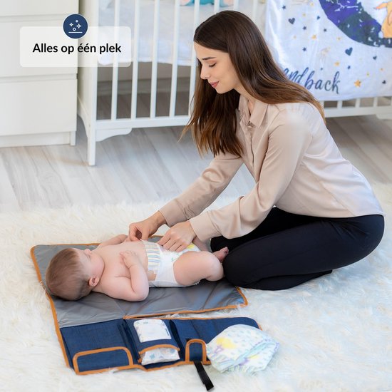 LittleLaughs Verschoningsmatje Voor Onderweg - Draagbaar Verschoonmatje - Luieretui - Perfect Kraamcadeau - Veel Ruimte & Waterbestendig van LittleLaughs — afbeelding 4