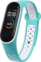 Silicone Horlogeband geschikt voor Mi Band 5/6 - Siliconen Band voor Fitness Tracker - Ademende Polsband geschikt voor Mi-band 5/6 - Groen en Grijs