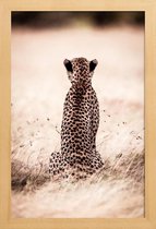 JUNIQE - Poster met houten lijst Still Leopard -13x18 /Bruin