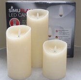 3 SimuFlame LED kaarsen Ivory Aged 9.0 x 12.5+18+23cm