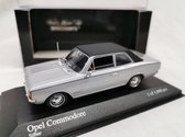 Opel Commodore 1970 Zilver Metallic 1-43 Minichamps Limited 1008 Pieces