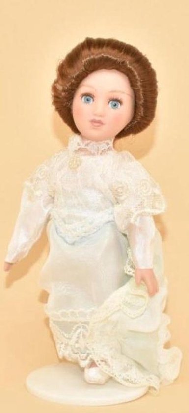 porseleinen pop , prinses Alice of Battenberg , 18 cm. hoog