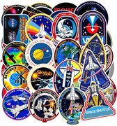 45 stickers NASA Patches - 6-8 cm - Ruimte - Ruimtemissies - Space Shuttle - Astronaut - Columbia - Outer Space - Challenger - Skylab - Apollo  - Stickerset