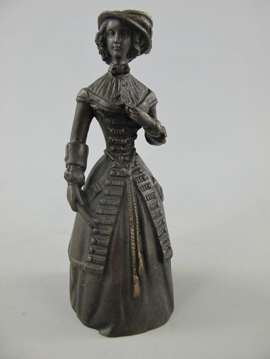 Tafelbel - Vrouw in klassieke kledij - Bronzen figuur - 14 cm hoog