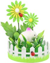 Paasdecoratie - Paastafereel met konijn - Tuintje met paasfiguur - Lente Pasen